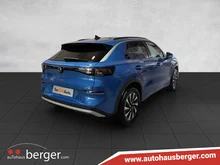 VW T-Roc Life eTSI DSG in Celestial Blue