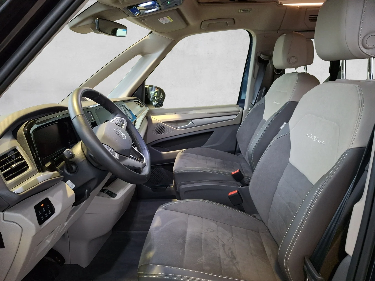 Bild eines California Ocean eHybrid 180 kW 4M