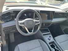 VW Tiguan Friends eHybrid DSG 150 kW in Grenadillschwarz Metallic