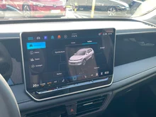 VW Tiguan Friends eHybrid DSG 150 kW in Grenadillschwarz Metallic