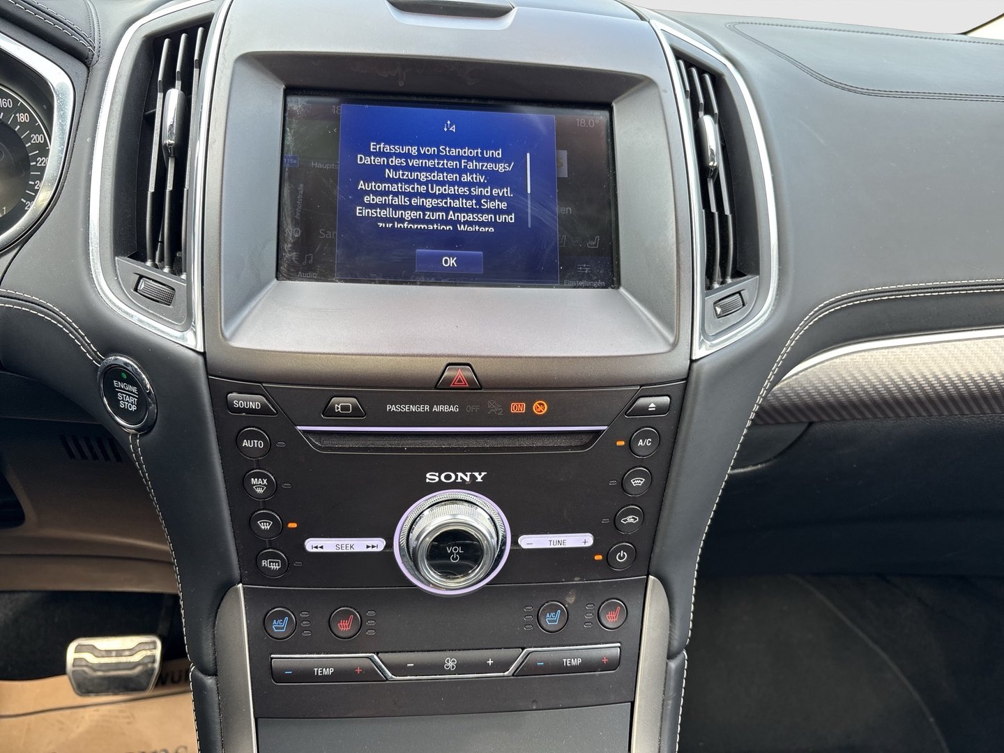 Ford Galaxy 2,0 EcoBlue SCR Titanium Aut. | Bild 14 von 18