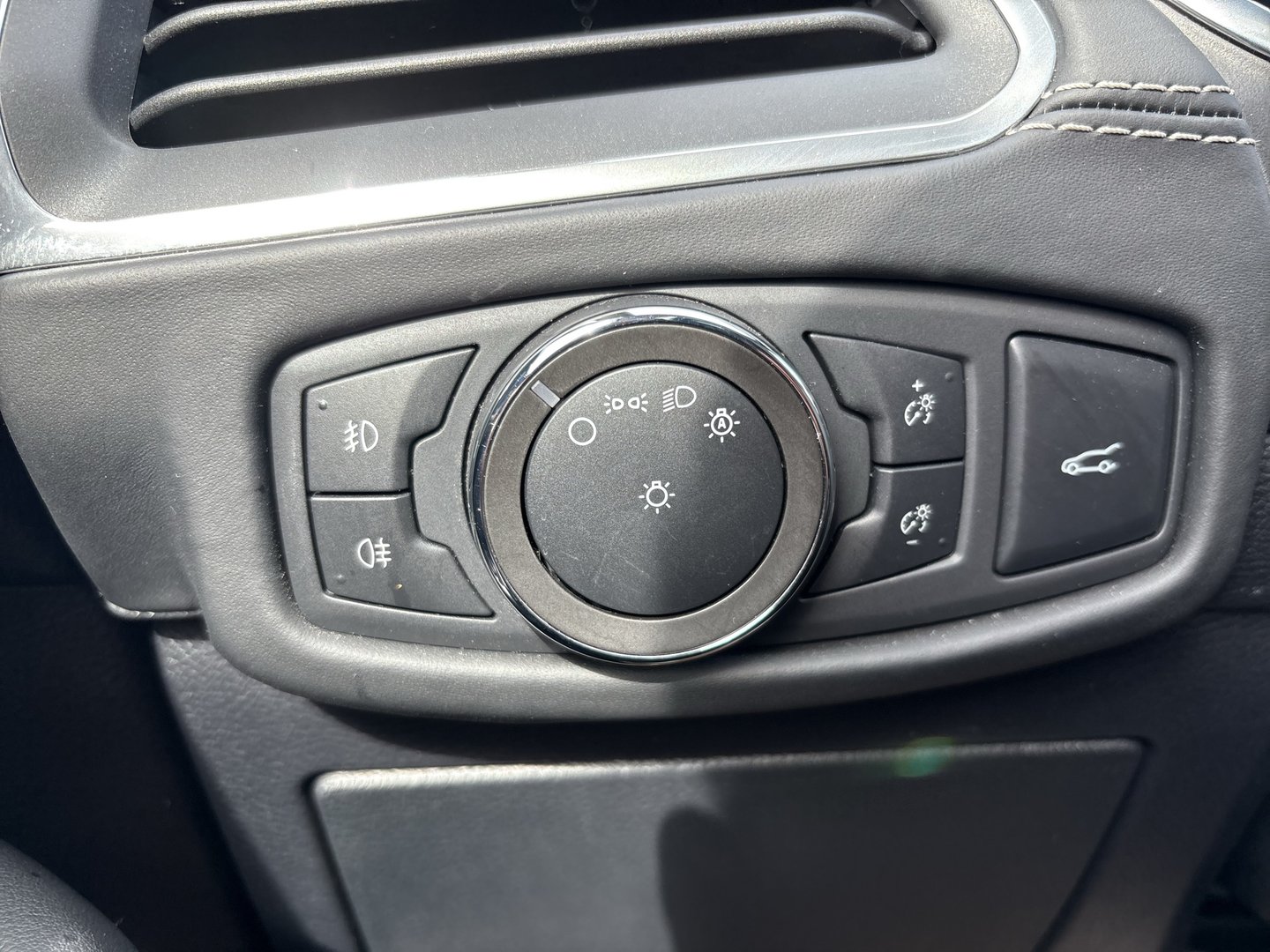 Ford Galaxy 2,0 EcoBlue SCR Titanium Aut. | Bild 8 von 18