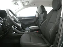 Škoda Karoq Ambition in dunkelrot metallic