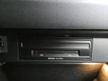 Škoda Karoq Ambition in dunkelrot metallic