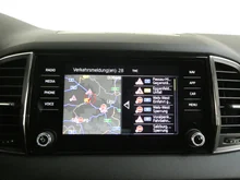 Škoda Karoq Ambition in dunkelrot metallic