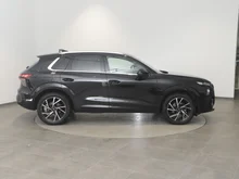 Audi Q3 TFSI 110 kW  intense in Mythosschwarz Metallic