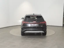 Audi Q3 TFSI 110 kW  intense in Mythosschwarz Metallic