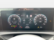 VW T-Roc Trend eTSI DSG in Pure White