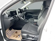 VW T-Roc Trend eTSI DSG in Pure White