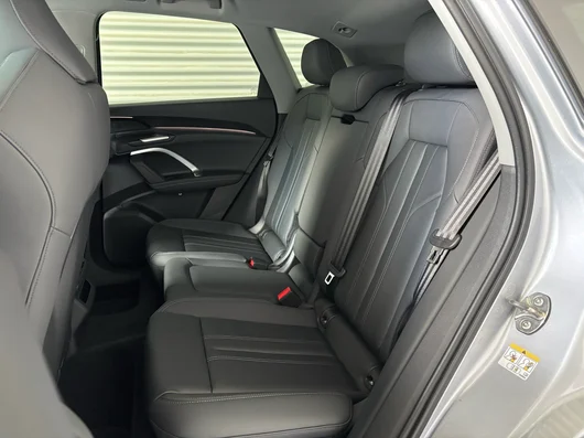 Bild eines Audi Q5 SUV TDI quattro 150 kW