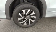 VW Tayron Friends eHybrid DSG 150kW in Oyster Silver Metallic