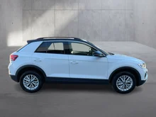 VW T-Roc Life TDI in Pure White Dach Black Uni