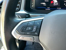 VW T-Roc Life TDI in Pure White Dach Black Uni