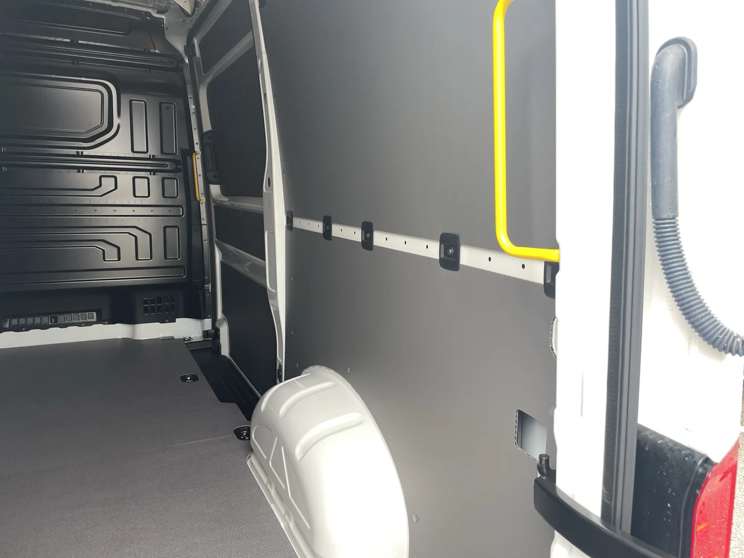Bild eines VW Crafter 35 Kastenwagen L3H3 TDI
