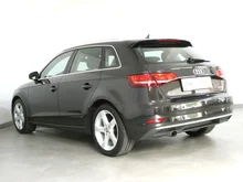 Thumbnail-Foto von Fahrzeug