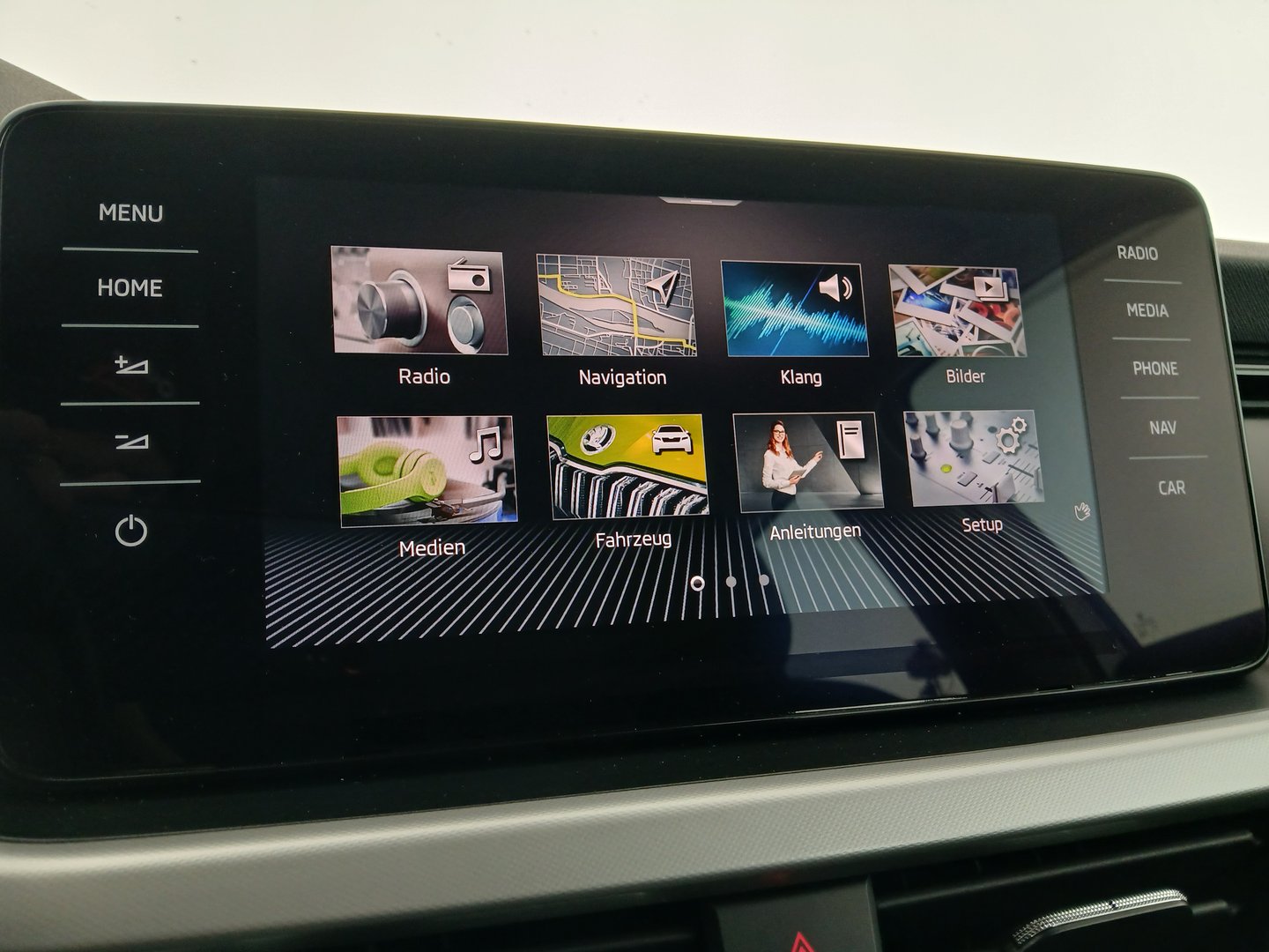 Škoda KAMIQ Ambition TSI DSG | Bild 19 von 30