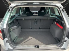 Škoda Karoq Ambition Limited 4x4 in silber metallic