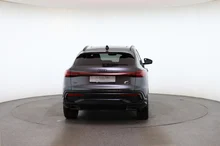 Audi Q5 Sportback e-hybrid quattro 270 KW in Daytonagrau Perleffekt