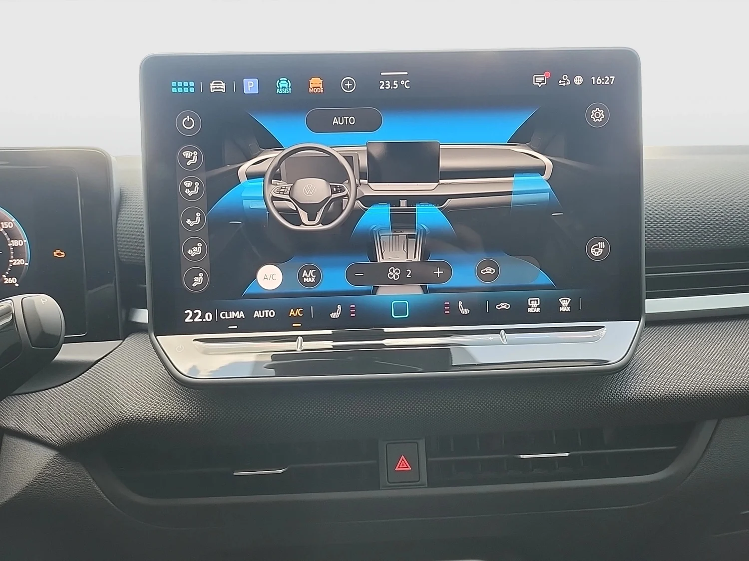 Bild eines T-Roc Life eTSI DSG