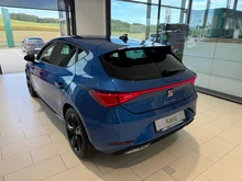 SEAT Leon FR Edition 1.5 TSI 115 PS in Saphir-Blau Metallic