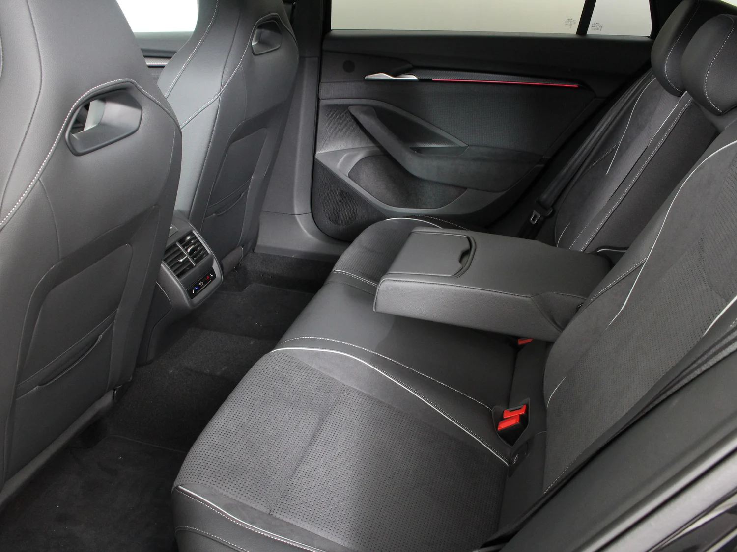 Bild eines Superb Combi 4x4 Sportline TDI DSG