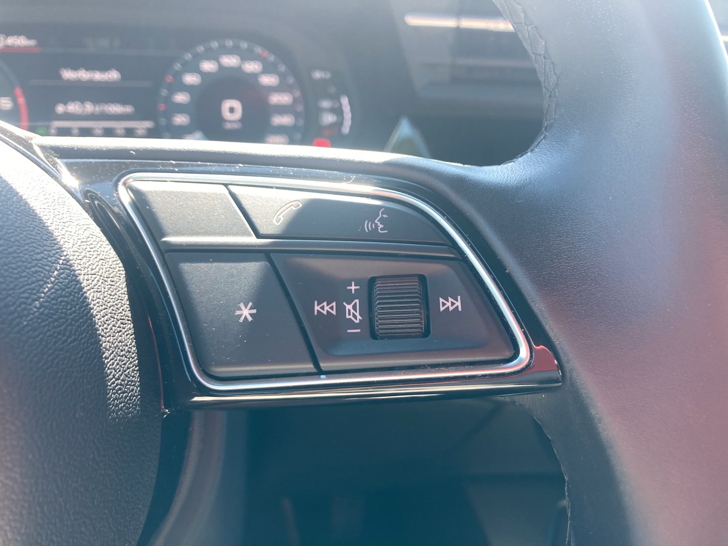 Audi A3 Sportback 30 TDI advanced ext. | Bild 17 von 25