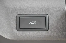 VW Multivan Business ÜH eHybrid 180 kW 4M in Indiumgrau Metallic