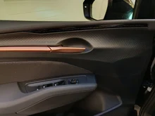 CUPRA Raval ALPHA 37 kWh 99 kW/135 PS in Nacht-Schwarz Metallic