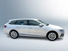 Škoda Octavia Combi Premium TDI in Brillant-Silber Metallic