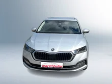 Škoda Octavia Combi Premium TDI in Brillant-Silber Metallic