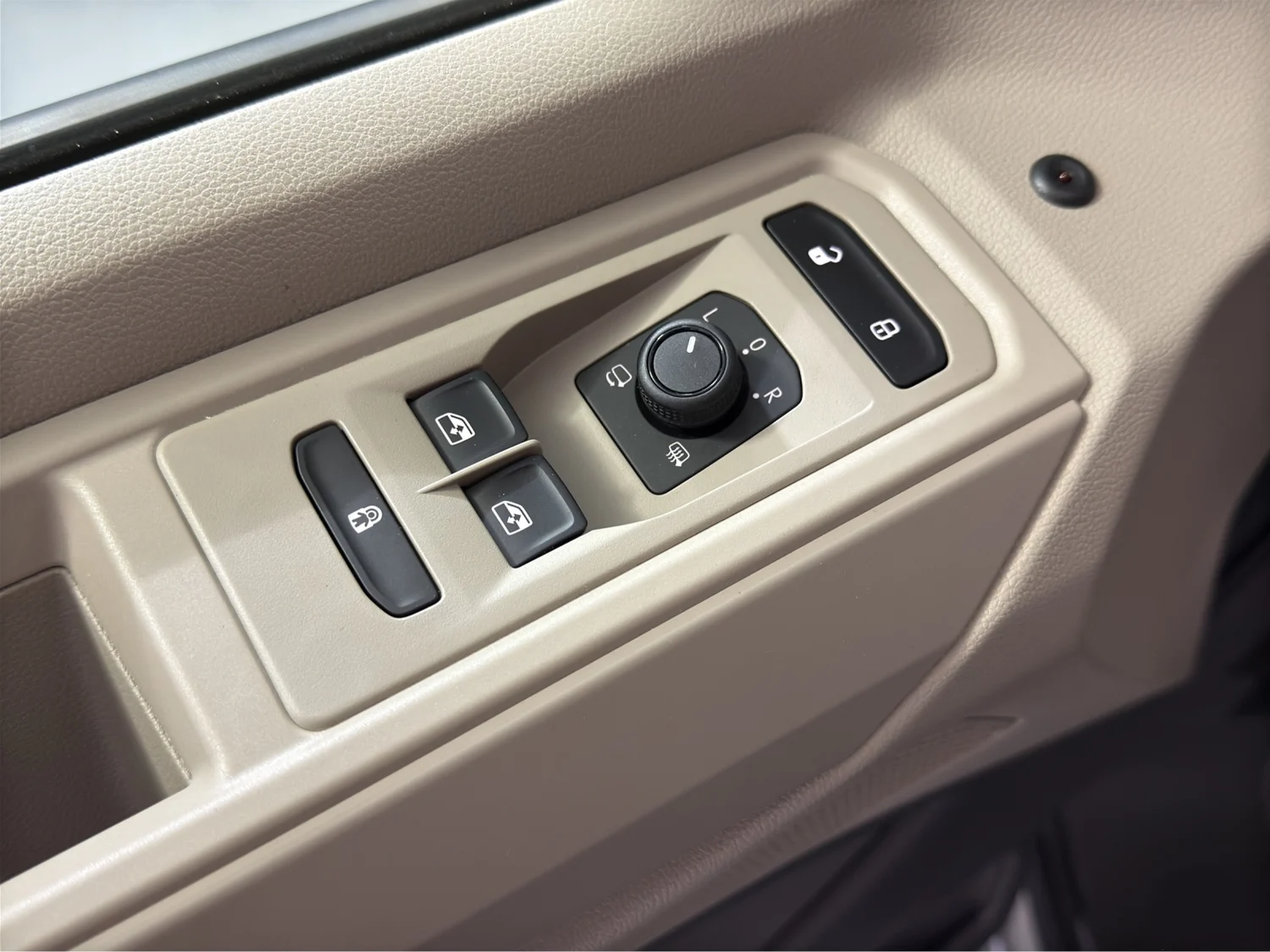 Bild eines VW California Beach TDI
