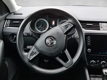 Thumbnail-Foto von Fahrzeug