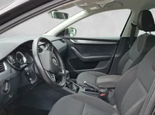 Thumbnail-Foto von Fahrzeug