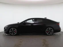 Audi S6 Sportback e-tron in Mythosschwarz Metallic