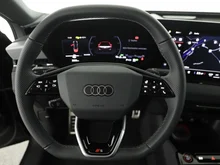 Audi S6 Sportback e-tron in Mythosschwarz Metallic