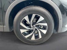 VW Tiguan Friends eTSI DSG in Grenadillschwarz Metallic