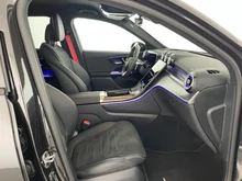 Mercedes GLC GLC 300 e 4Matic in dunkelgrau - metallic