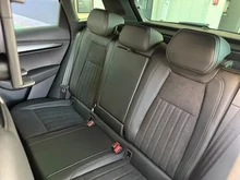 Škoda Karoq 4x4 Sportline TDI DSG in Race-Blau Metallic