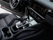 Porsche Cayenne E-Hybrid Coupé in quarzitgraumetallic