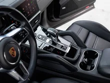 Porsche Cayenne E-Hybrid Coupé in quarzitgraumetallic