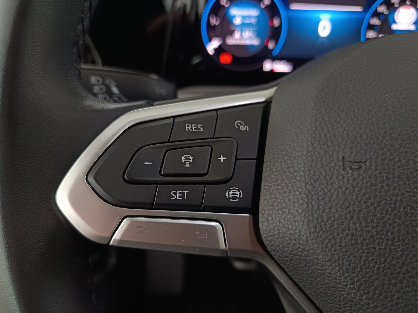 VW Golf Variant Life TDI | Bild 16 von 31