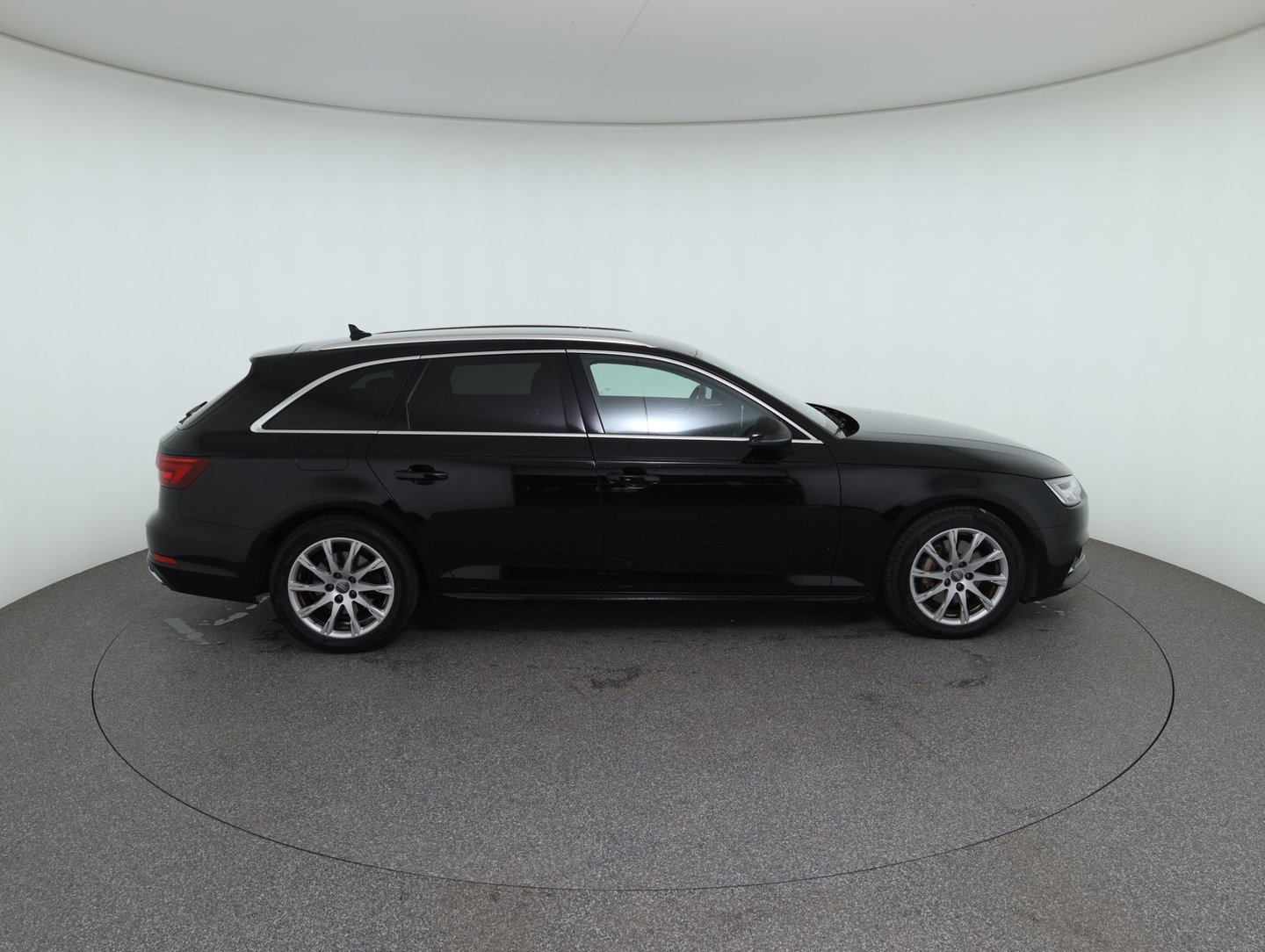 Audi A4 Avant 40 TDI Sport | Bild 4 von 33