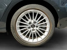 Audi A3 Sportback 30 TFSI advanced in MANHATTANGRAU METALLIC