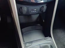 Hyundai i30 CW 1,4 CRDi Comfort in Rot
