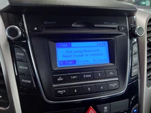 Hyundai i30 CW 1,4 CRDi Comfort in Rot
