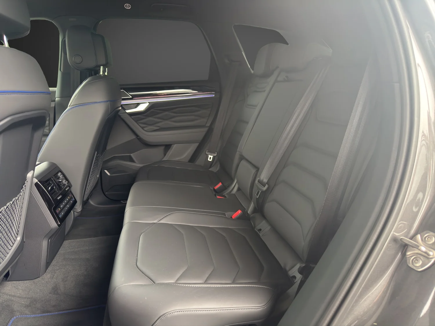 Bild eines Touareg R eHybrid TSI 4M. Final Edition