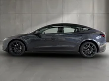 Tesla Model 3 Long Range AWD 75kWh in dunkelgrau - normal