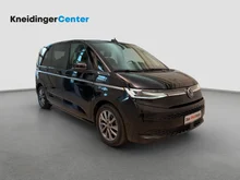 VW Multivan Style eHybrid in Deepblack Perleffekt