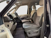 VW Multivan Style eHybrid in Deepblack Perleffekt
