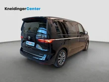 VW Multivan Style eHybrid in Deepblack Perleffekt